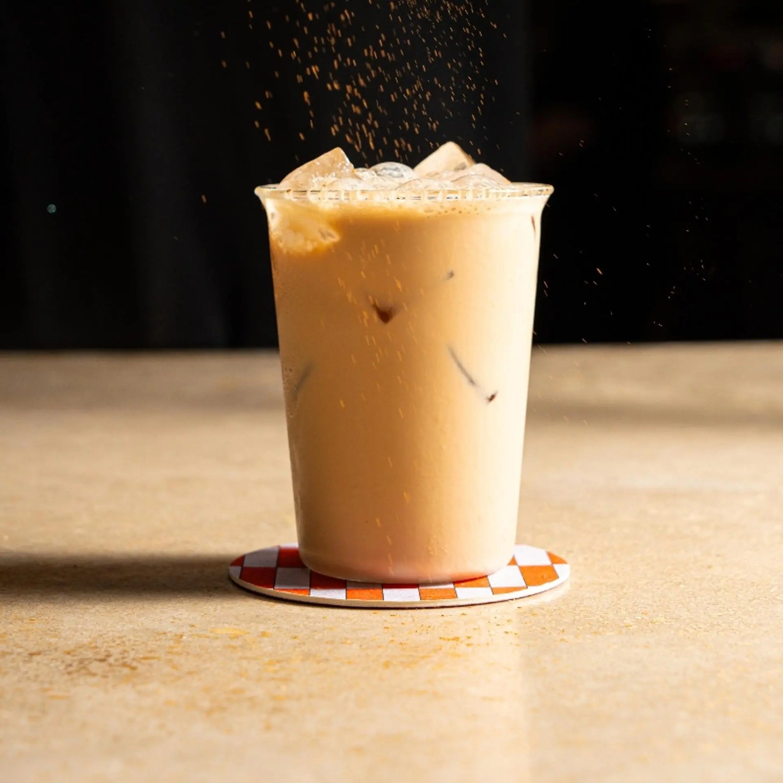 HOW TO MAKE AN ICED LATTE AT HOME